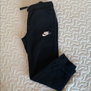 Nike 6-7 Jogger Sweatpants
